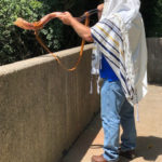 Yeminite Shofar and Tallit